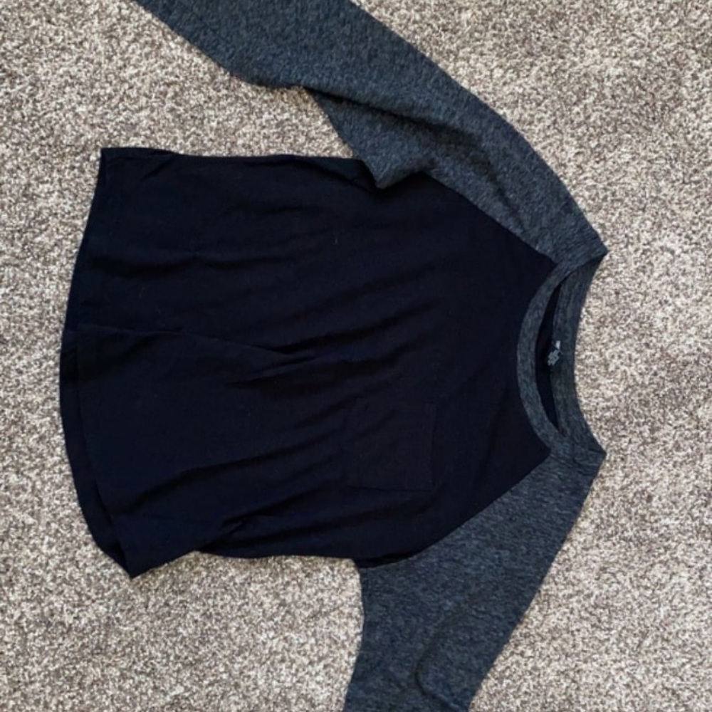 hardly wore and wasn’t my size. wore twice.